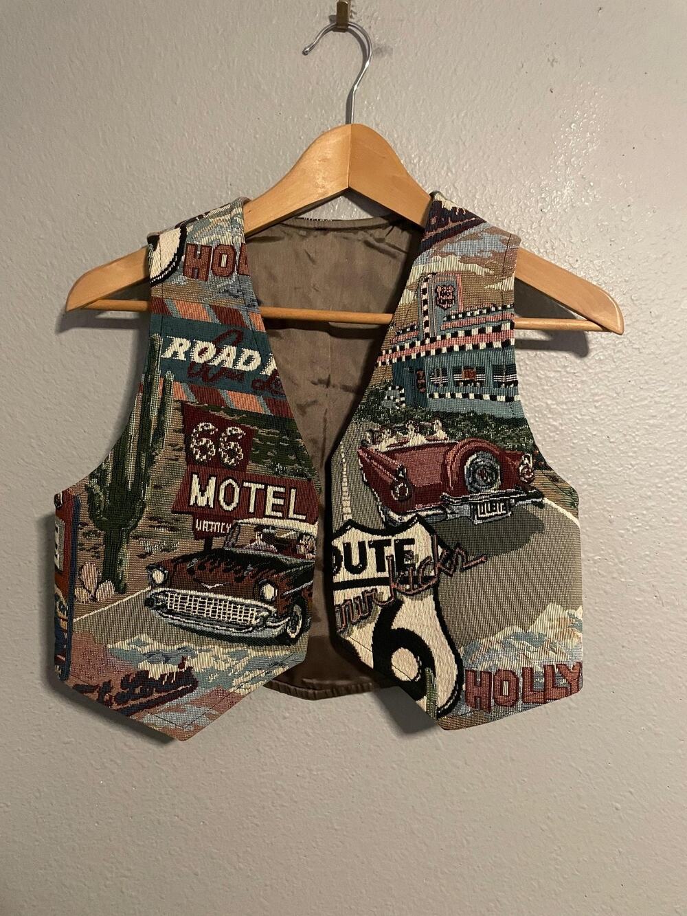 Vintage Handmade Youth Vest Medium Multicolor Tapestry Car Motel Route 66 Artsy